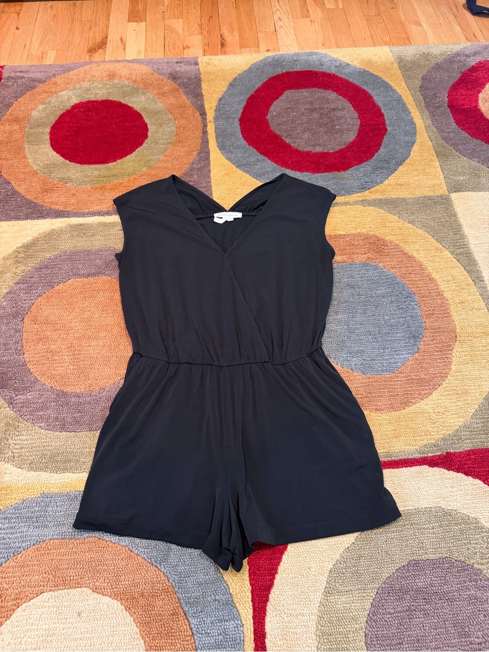 BCBGeneration Black Short Mini Romper Front Surplice Closure Stretchy Medium